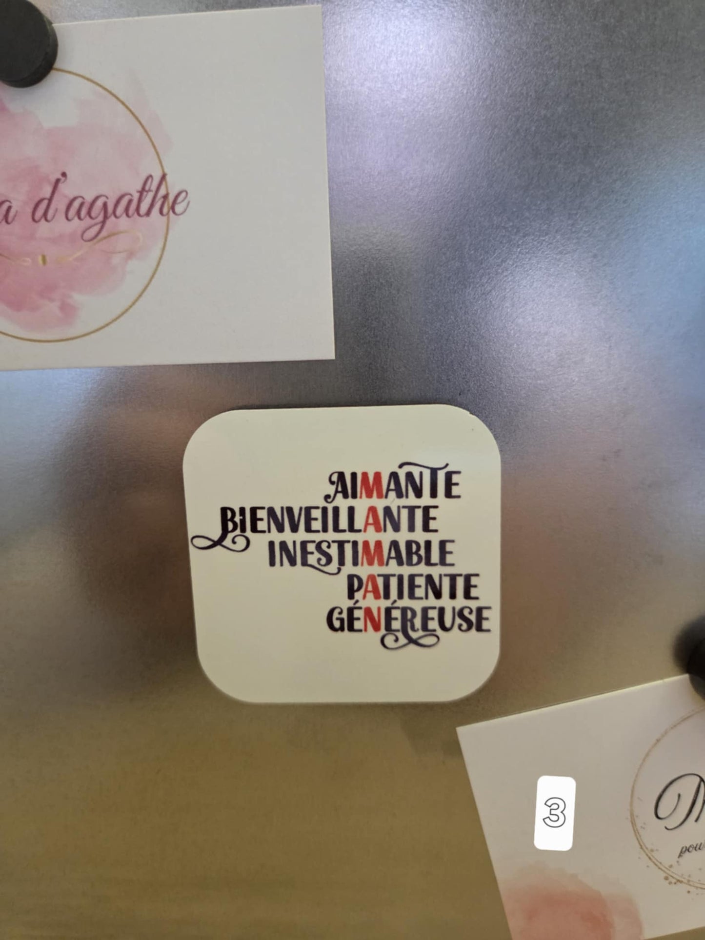 Magnet Carré Original – Votre Frigo, Votre Style