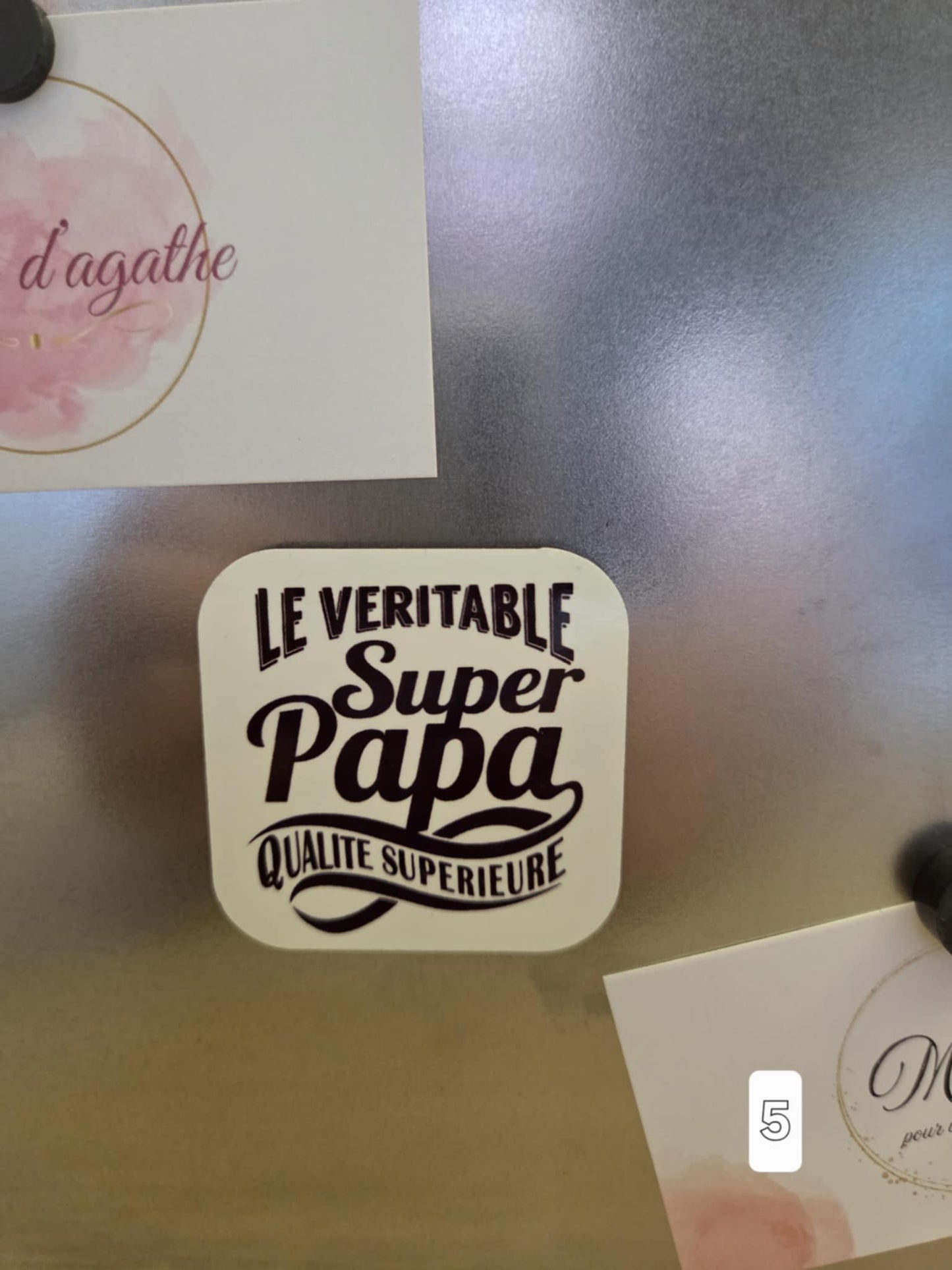 Magnet Carré Original – Votre Frigo, Votre Style