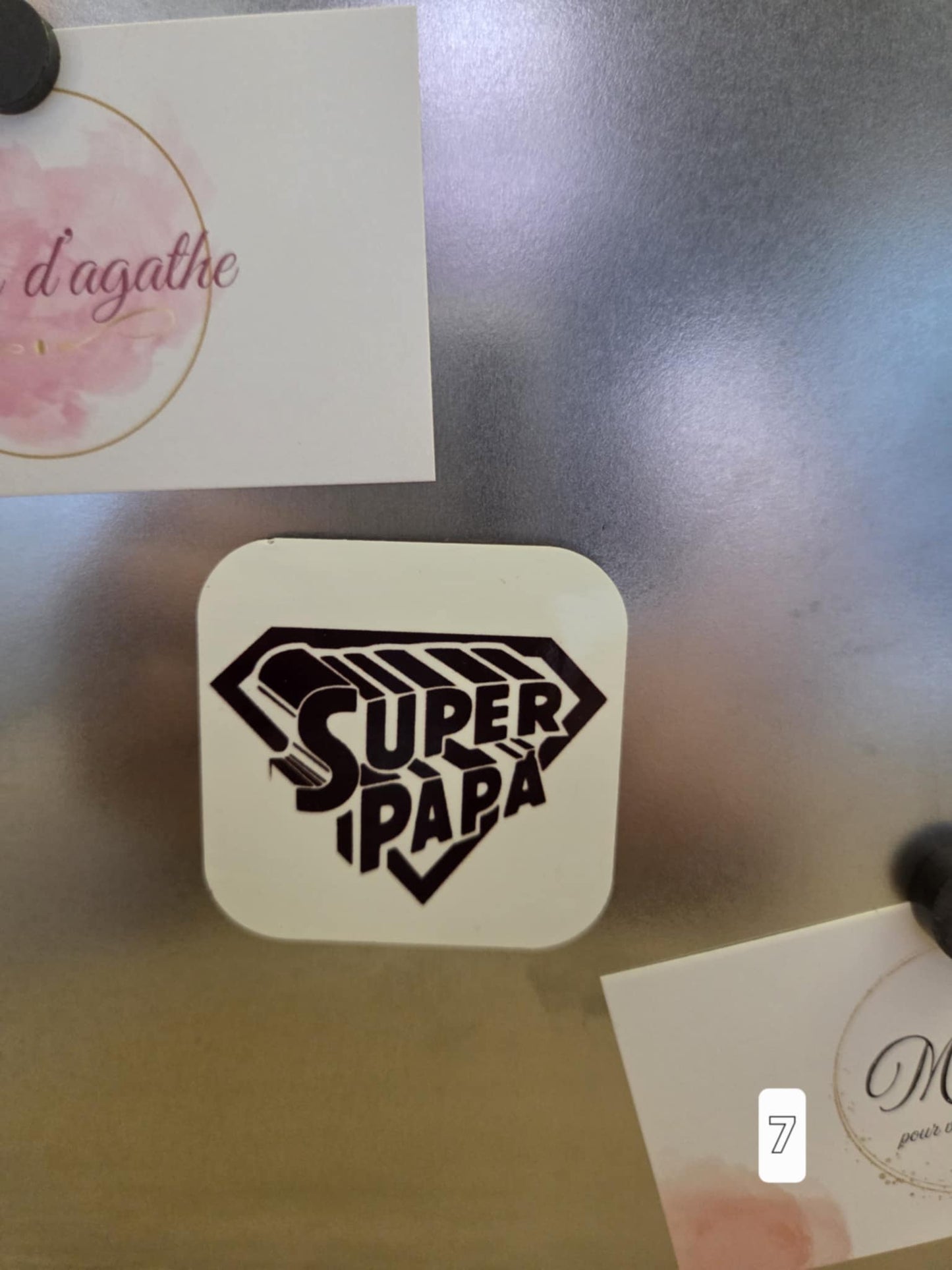 Magnet Carré Original – Votre Frigo, Votre Style