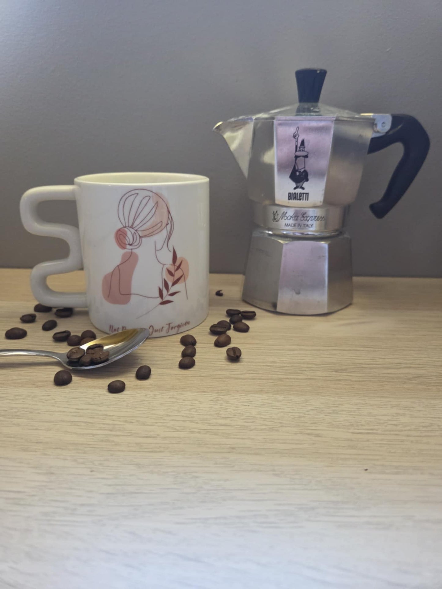 Mug " not perfect "